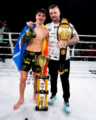 Cosmin-Bruma-si-Alex-Filip-dupa-apararea-centurii-de-campion-mondial-Fight-Clubbing-in-cadrul-galei-EFC-2-27-Martie-Constanta