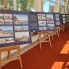 Mamaia, 120 de ani de poveste: expoziția aniversară care a călătorit prin hotelurile stațiunii continuă și în extrasezon