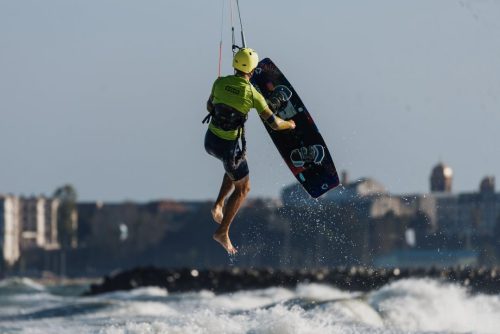 Kitesurfing