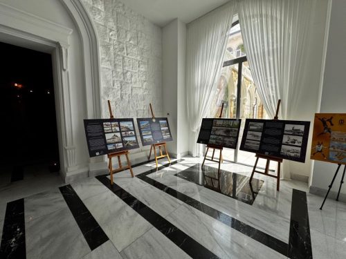 expozitie-m1202