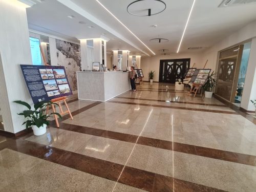 expozitie-m1204